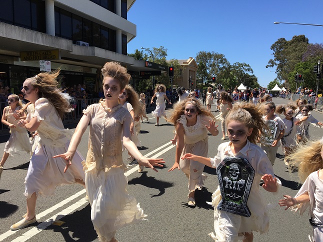 A great parade gets 2016 festival under way, but where were the crowds?