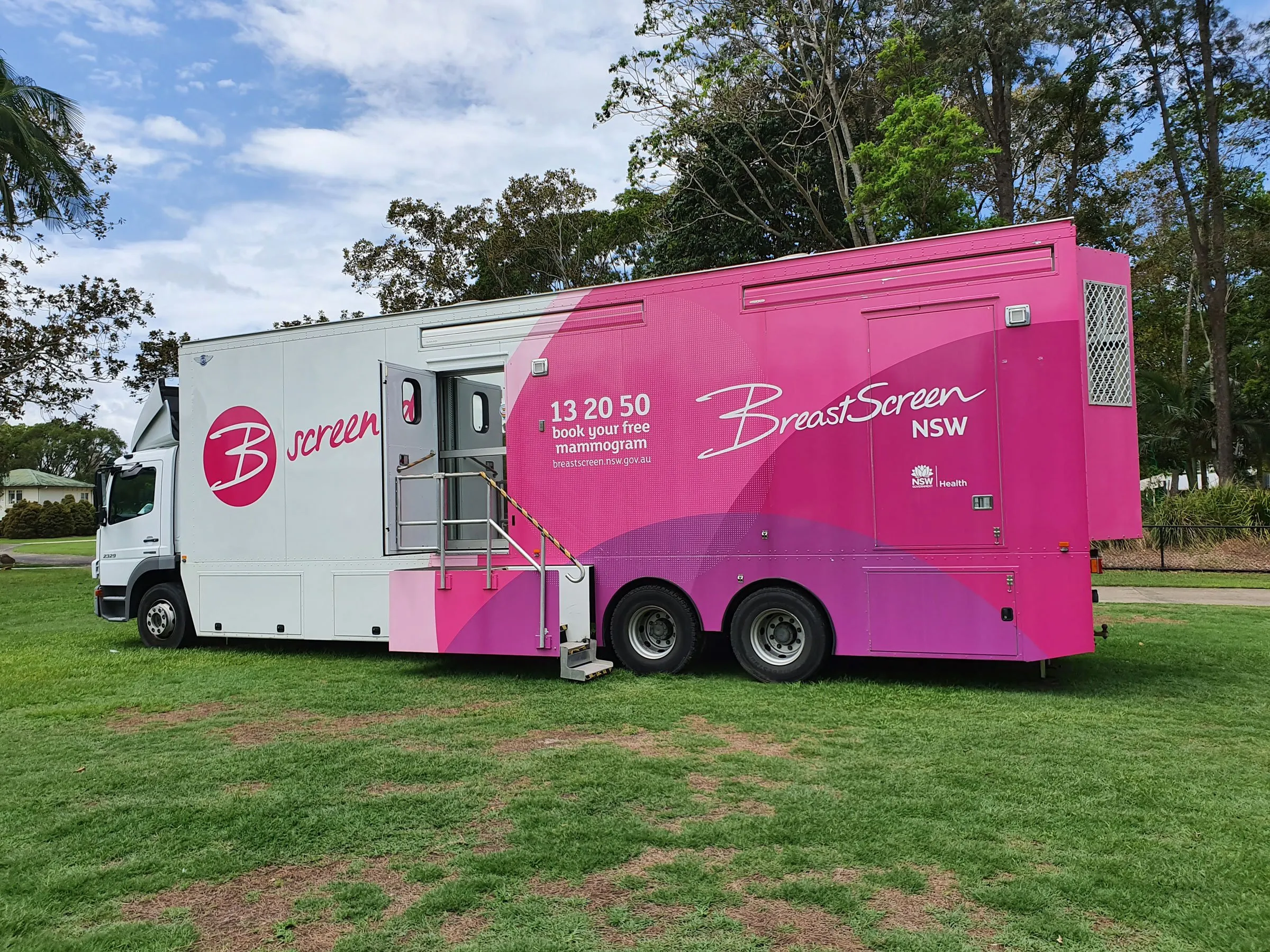 breast-cancer-local-women-urged-to-book-free-mammogram