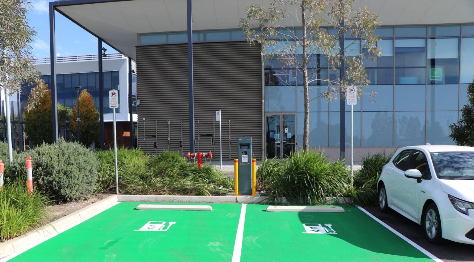 Camden Council installs first ever electric vehicle charging stations