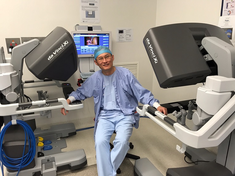 Hospital gets its hands on surgical robot, thanks to Eggtober Foundation