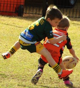 The Oaks and Mittagong under 6 and 7 teams squared off before the big boys took to the field.