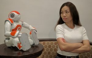 Women are more cautious with robots that stare at them