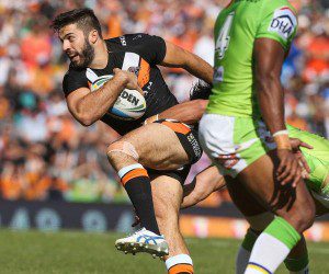 James Tedesco tried hard all night in the loss against the Titans at Leichhardt Oval tonight.